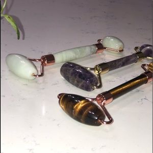 Natural Jade Face Roller